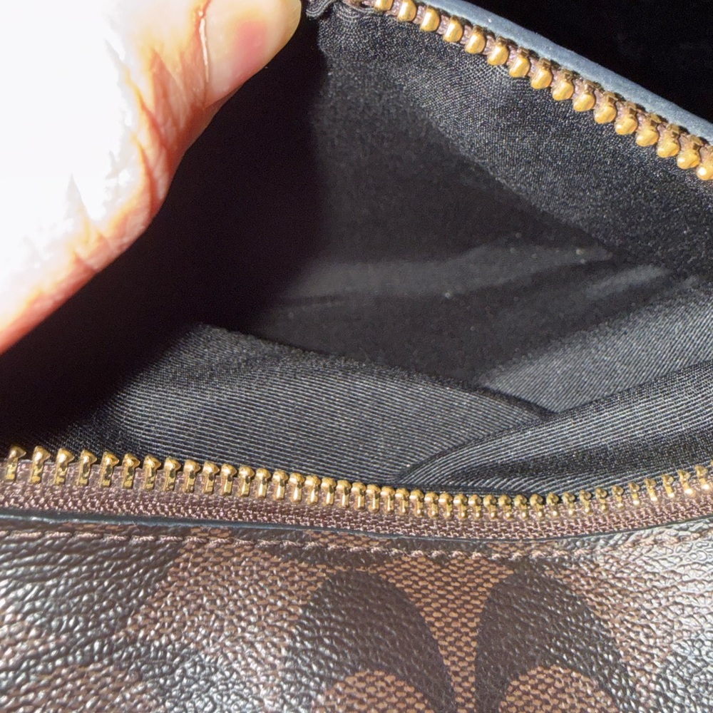 Coach Harvey East West Convertible Signature Brown and Black Hobo Bag F38300 - Picture 10 of 13